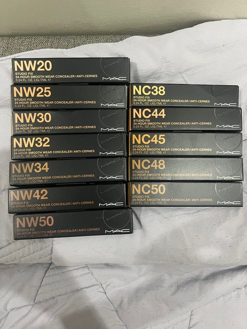 MAC CONCEALER (Category: Makeup) located in Manila. Submitted by ammakeup (Listing ID 1333200621, Image 1). Description: Mac concealer 400 nalang. SRP 1400..