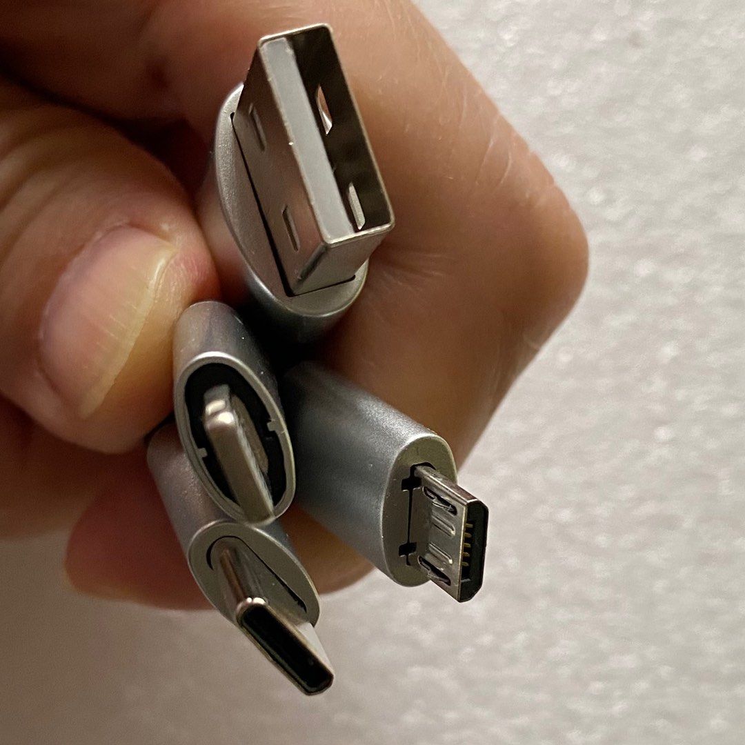 Mobile tablet iPad Charger, 手提電話, 電話及其他裝置配件, 充電器及電線 Carousell