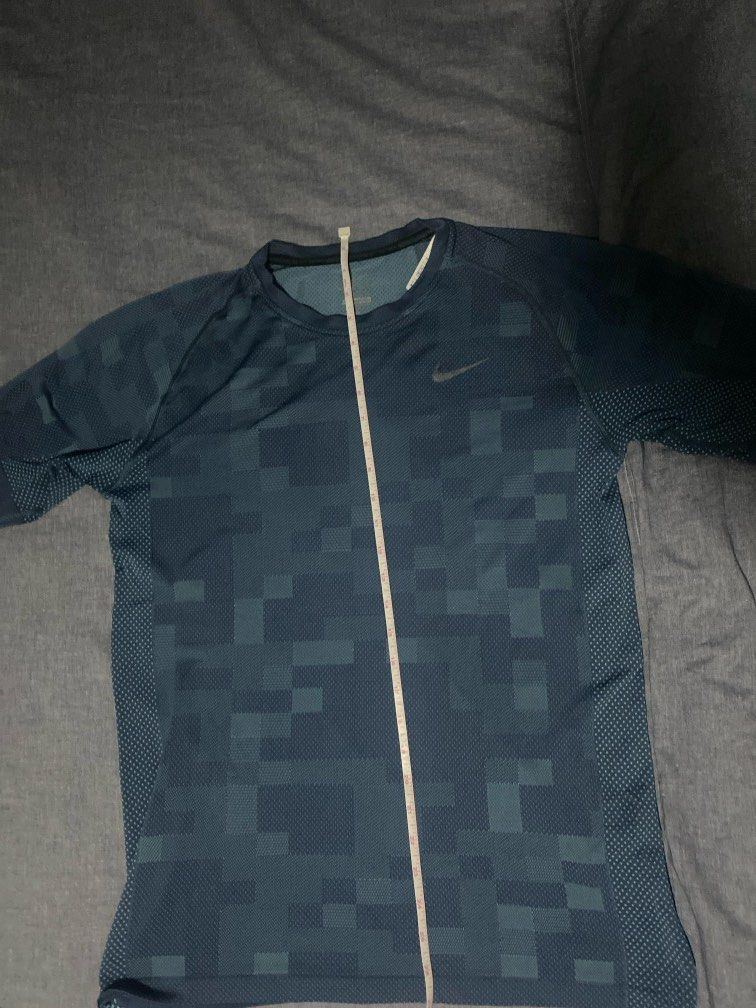 Nike Drifit shirt for running (Category: Tshirts & Polo Shirts ) located in Paranaque City. Submitted by johnber (Listing ID 1333251562, Image 2). Description: .