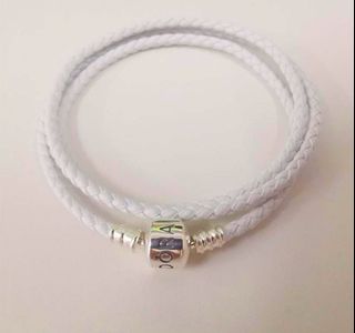 (Category: ) located in . Submitted by love.jewels (Listing ID 1333198486, Image 1). Description: .