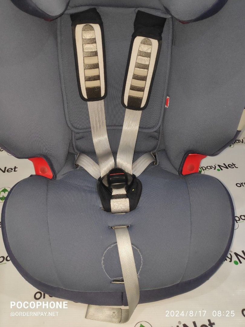 Preloved Britax Evolution 1 2 3 carseat in crown blue Babies Kids Going Out Car Seats on Carousell