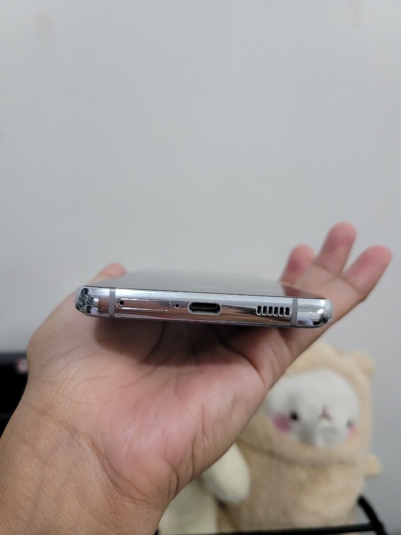 S21 Ultra 5g 256/12 (Category: Samsung) located in Mandaluyong City. Submitted by cellspaceph (Listing ID 1333290080, Image 3). Description: SAMSUNG S21 ULTRA 5G 256GB 12GB RAM No amoled burn 98% smoothness issue: penpoint blackspot Php13,500 ‼️ unit and case pass swap fix.