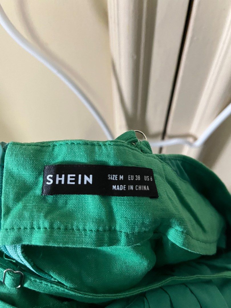 Shein Green Low Back Linen Dress (Category: Dresses) located in Makati City. Submitted by frelbv (Listing ID 1333215146, Image 3). Description: ❌ No when worn photo available. All items no longer fits me and mostly never really get to be used. ❌ No unrealistic price haggling. ✅️ Available for nego if buying 3 or more items from the listing 📦 Shipping thru JT Express. Grab/ Lalamove, if pick up.