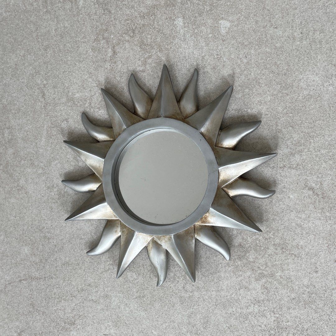 Sun Silver Mirror (Category: Mirrors) located in Muntinlupa City. Submitted by mrsalifestyle (Listing ID 1333315935, Image 1). Description: .