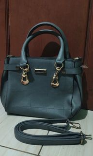 (Kategori: ) berada di . Dikirim oleh arisinggah (ID iklan 1333268843, Gambar 1). Deskripsi: .