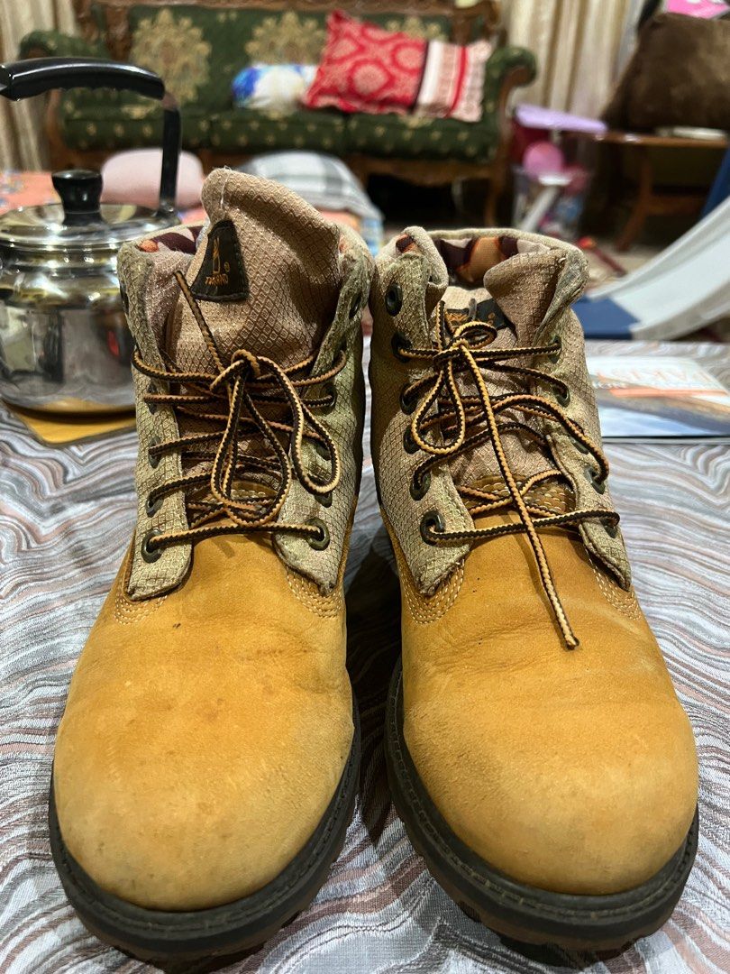 Timberland yellow boot 5.5uk Women s Fashion Footwear Boots on Carousell