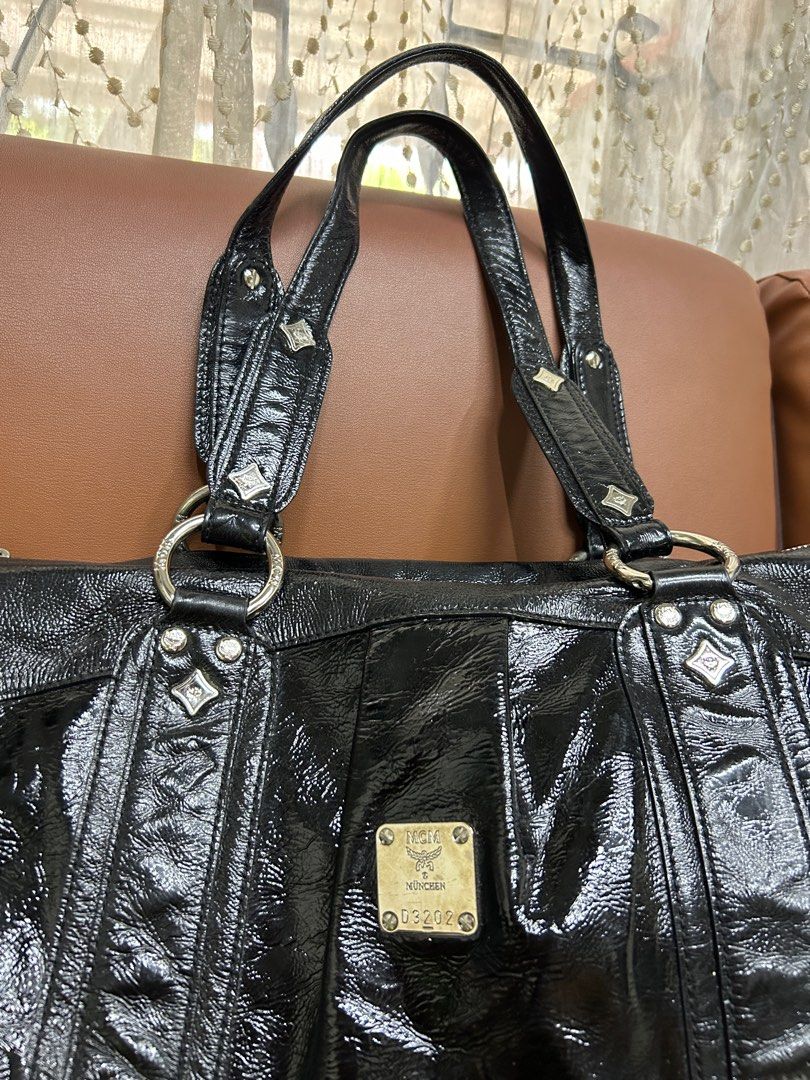 Turun Harga Tote Bag Mcm Fesyen Wanita Tas Dompet di Carousell