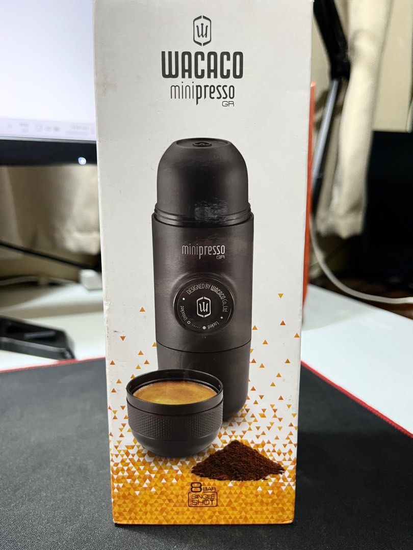 Wacaco MiniPresso Portable Espresso Maker (Category: Coffee Machines & Makers) located in Manila. Submitted by keshi61 (Listing ID 1333157786, Image 2). Description: Never been used.