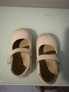 (Category: ) located in . Submitted by queenieteng (Listing ID 1333188527, Image 1). Description: .
