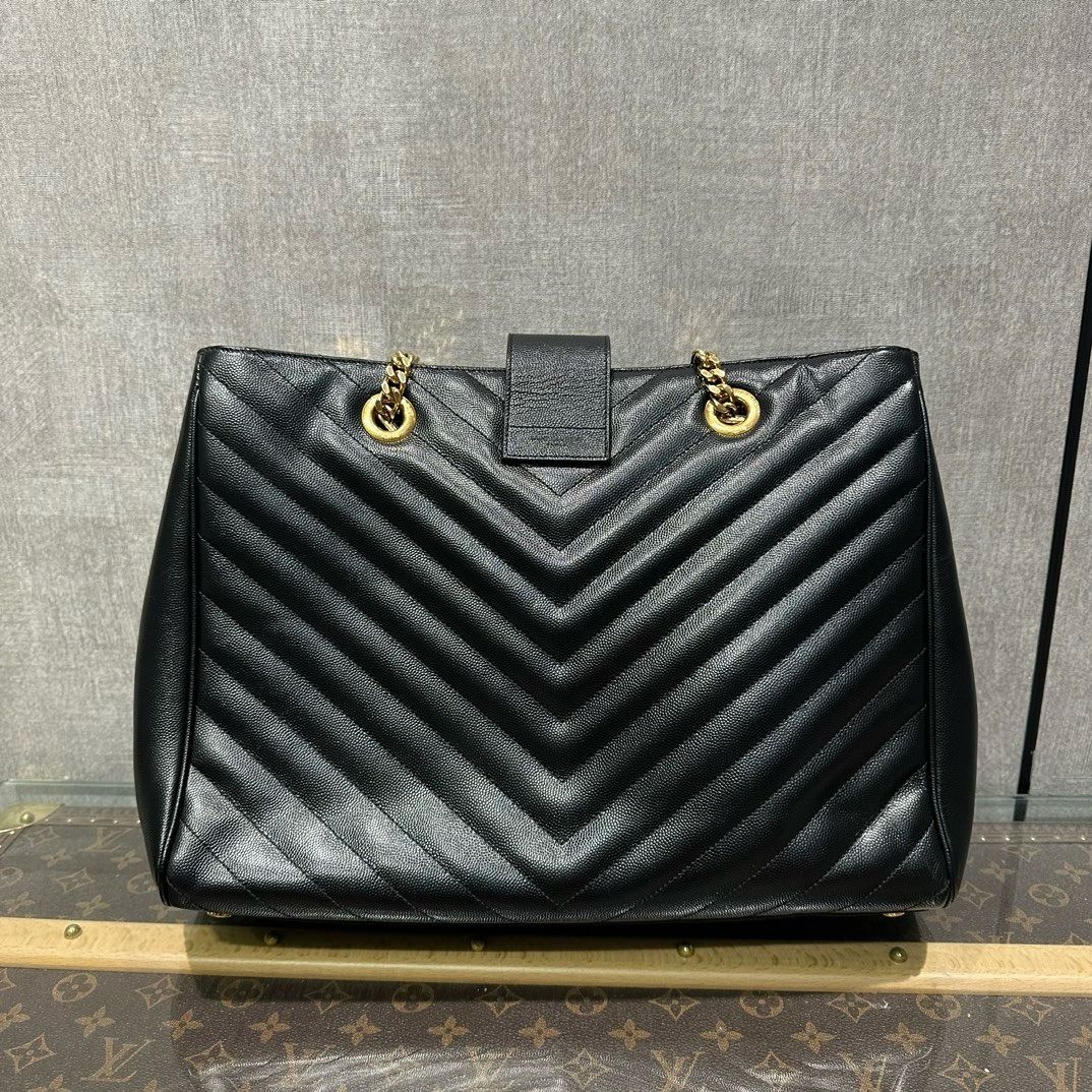 YSL Saint Laurent Chevron Tote Bag in Black Luxury Bags Wallets on Carousell