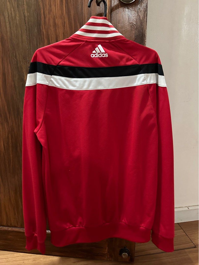 Adidas Red Chicago Bulls Jacket Authentic (Category: Coats, Jackets and Outerwear) located in Paranaque City. Submitted by syntaxcode (Listing ID 1333472171, Image 2). Description: Adidas Red Chicago Bulls Jacket Authentic jacket from Adidas , bought in SG Looks new. Used twice only. Chest size 14 inches width. Small size Issue-small black dot sa chest part Fixed price 1500. Firm price. Gcash payment. Buyer shoulders the shipping. .