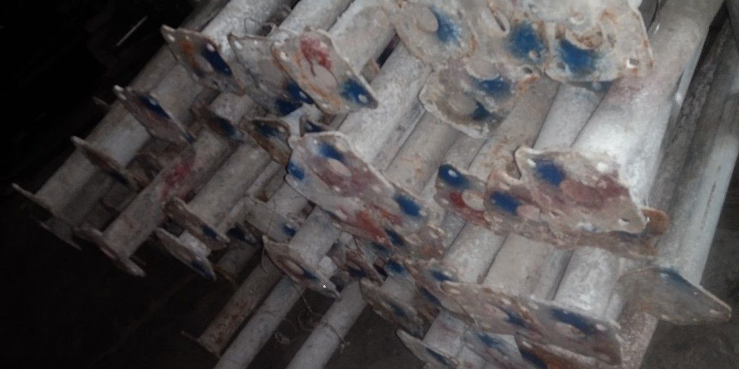 Affordable price used shoring Jack (Category: Construction & Building Materials) located in Valenzuela. Submitted by elizabeth.nietes (Listing ID 1333381023, Image 1). Description: second hand but good as new SHORING JACK 3.4mtrs full extend lowest price offer !!! Big dscounts for bulk 📌 call : 0961 545 0901 ( KC ).