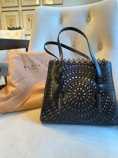 （分類：）位於 。 由 anniealison 提交（商品編號 1333415926，圖片 1）。簡介： 。