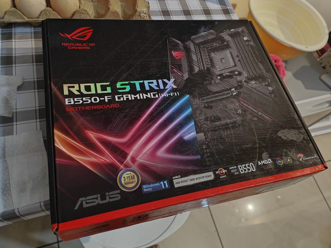Asus Rog Strix B550F Gaming WiFi II DDR4 / D4 Am4 Gaming Motherboard