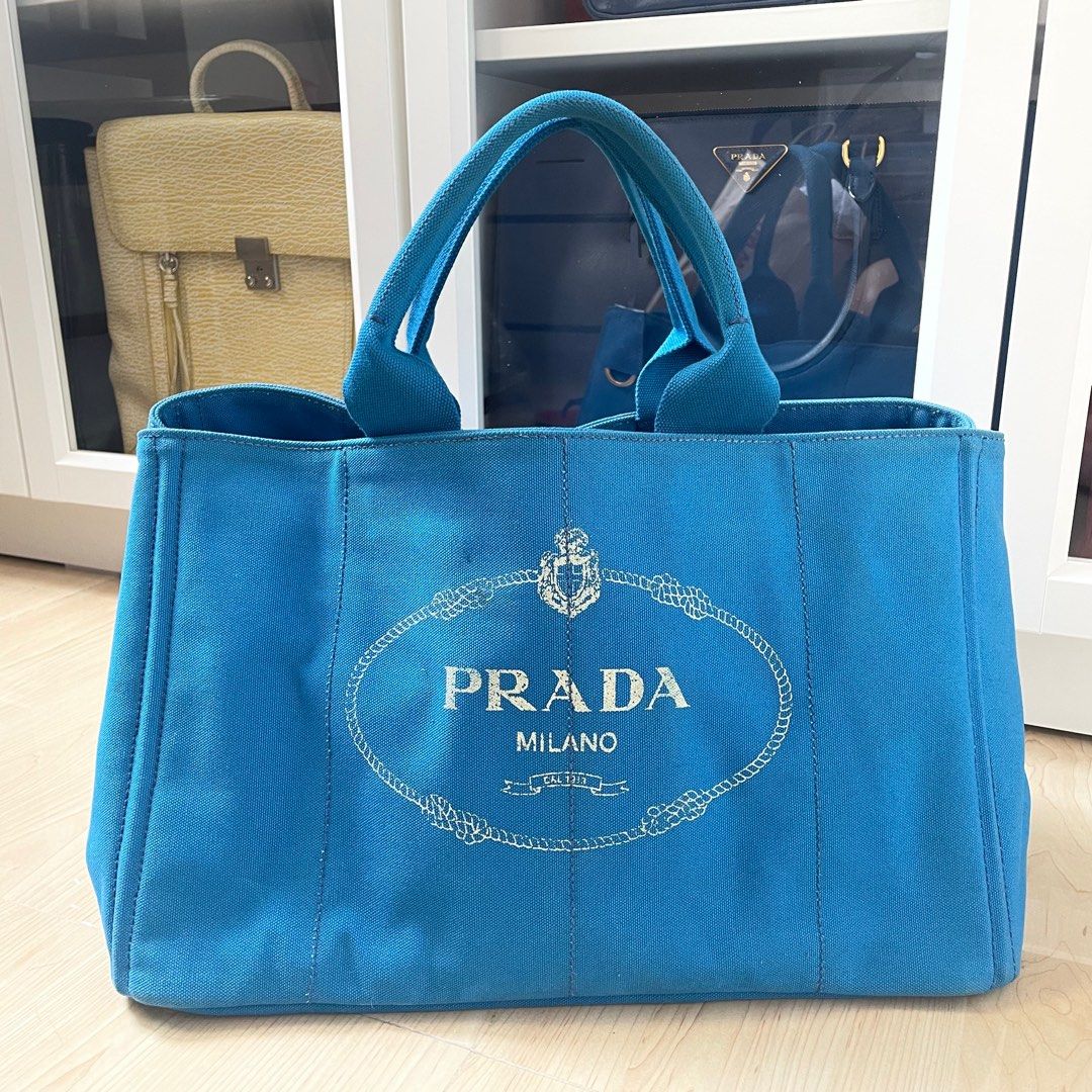 SALE❗️Authentic Prada Canapa Tote Bag (Category: Luxury Bags & Wallets) located in Manila. Submitted by snatchmybag (Listing ID 1333359888, Image 1). Description: .