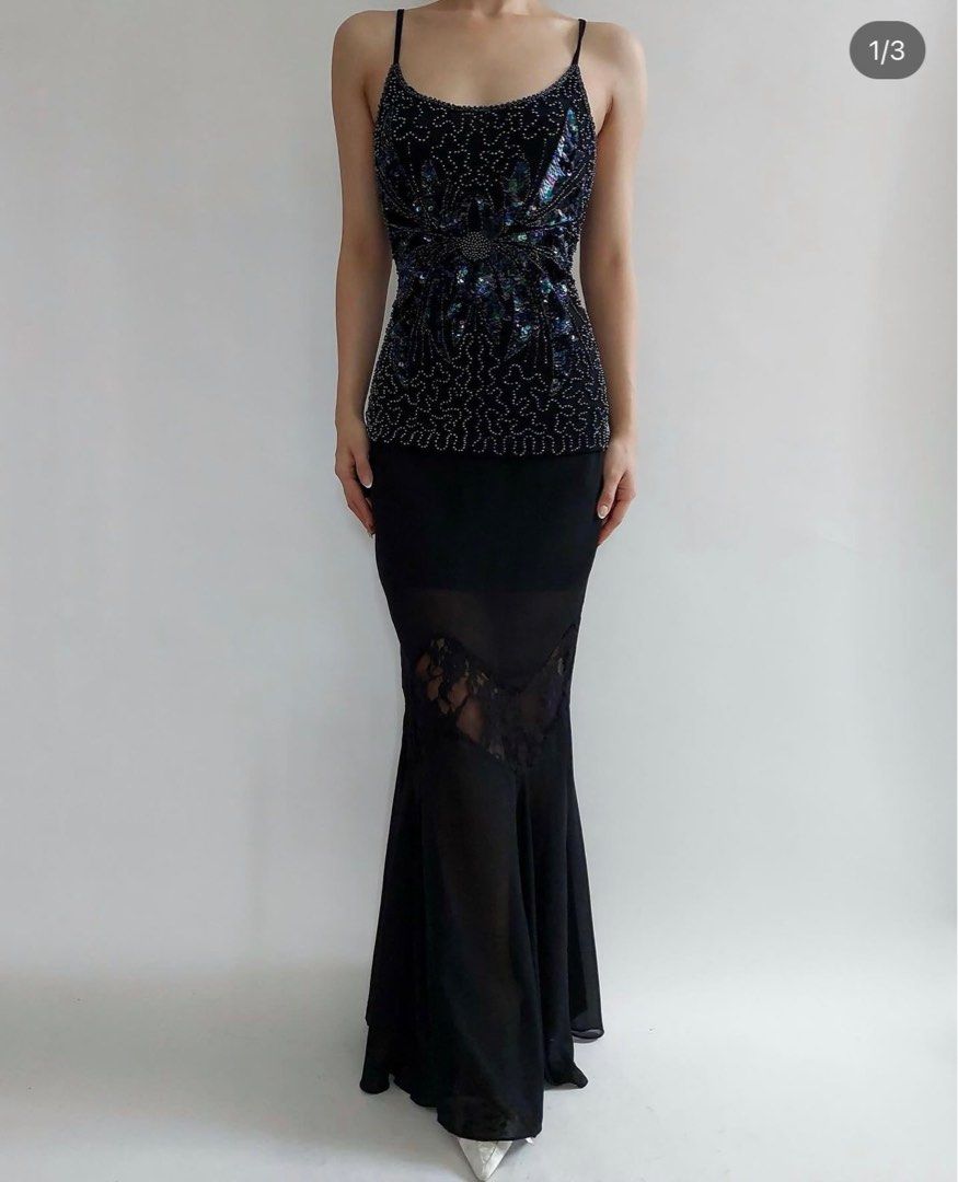 Black beady iridescent butterfly beaded top 2000s (Category: Blouses) located in Mandaue City. Submitted by cea.2020 (Listing ID 1333406666, Image 2). Description: Very cute top but it’s a little loose on me. I’m XS, my bust is 32. I would say this would fit S-M better .