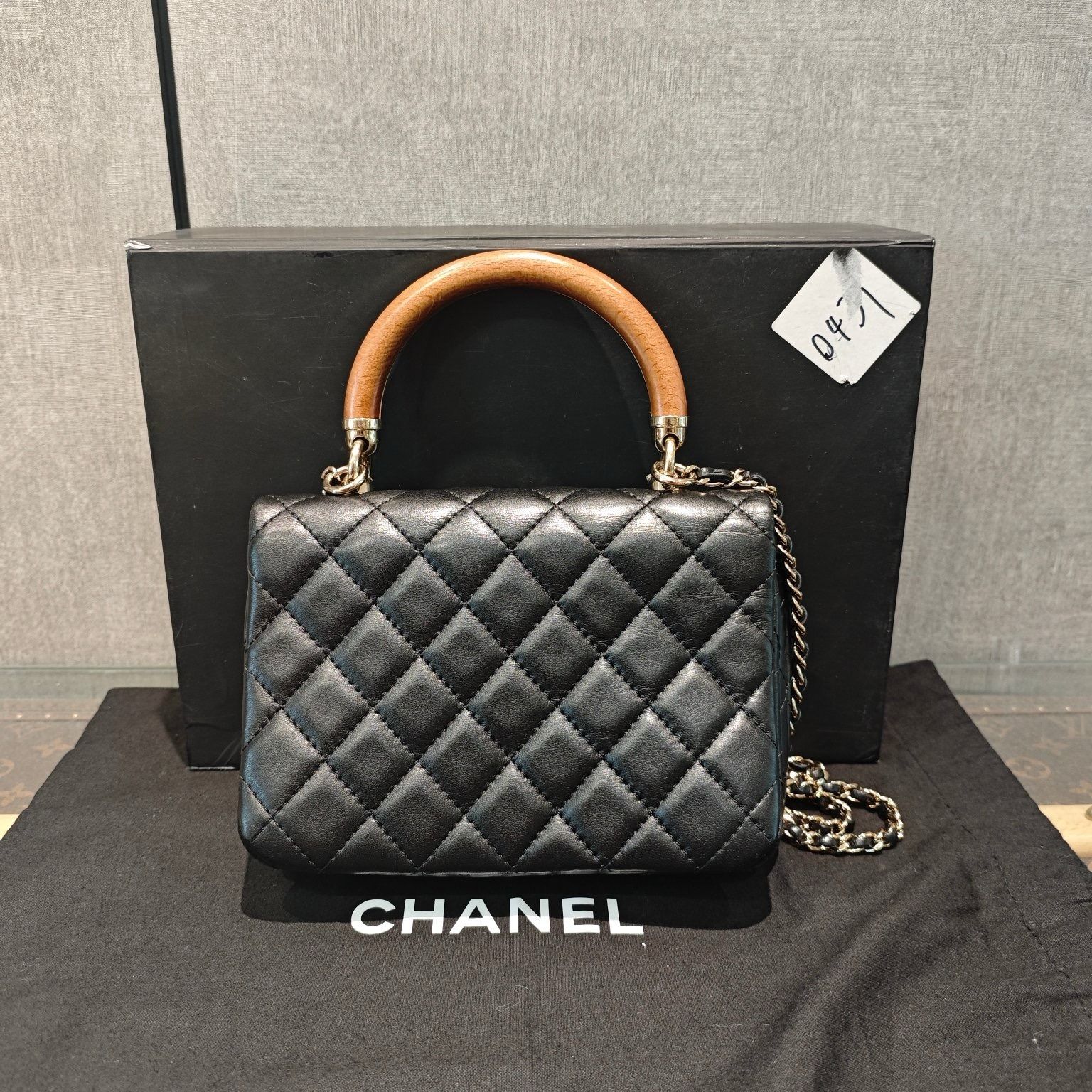 Chanel Knock on Wood Flap Bag in Black Luxury Bags Wallets on Carousell