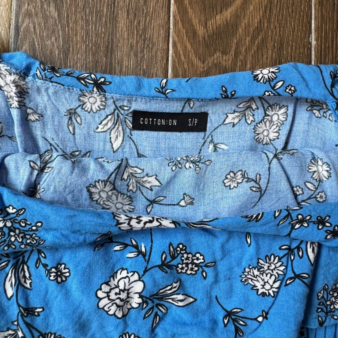 cotton on floral jumpsuit Women s Fashion Dresses Sets Jumpsuits on Carousell