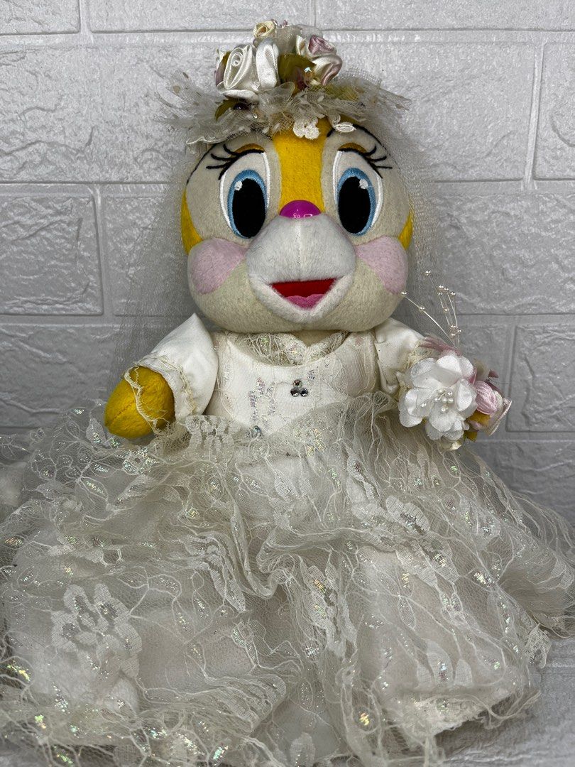 Disney Classic Chip and Dale x Chipmunks Clarice in Wedding