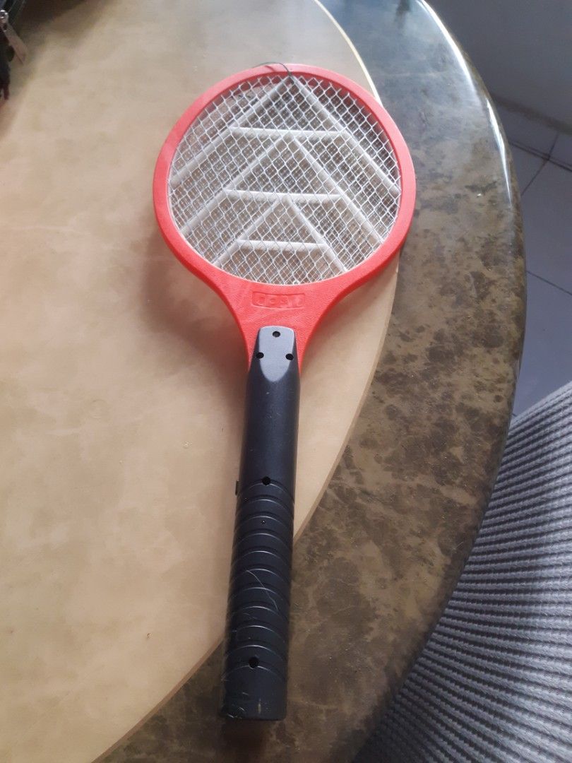 Trap Racket Electronic mosquito trap/racket, Everything Else, Others on Carousell