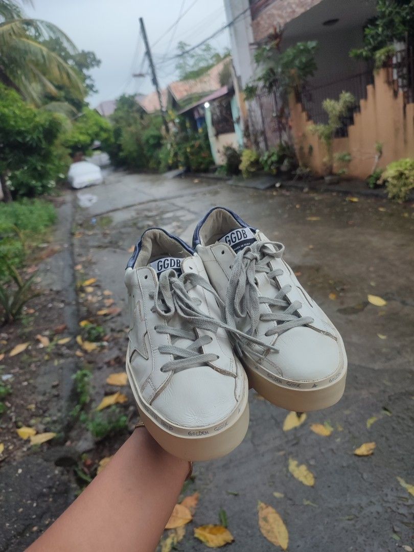 Golden goose hi star (blue tab) (Category: Sneakers) located in Iloilo. Submitted by resellmpg (Listing ID 1333438049, Image 3). Description: size 37 eur like new condition iloilo city location can ship nationwide authentic 💯.