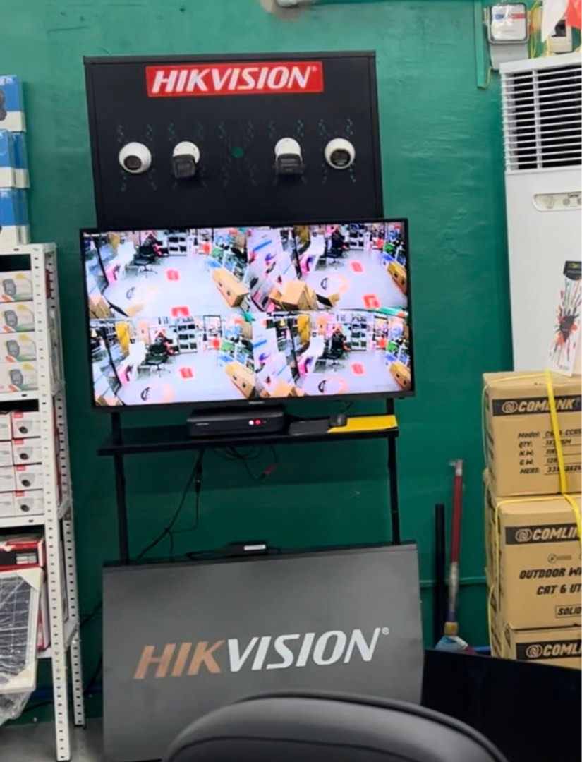 HIKVISION CCTV DISPLAY RACK with TRAVELING CASE BOX, Furniture & Home ...