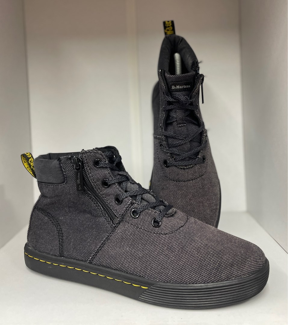 Kasut Dr.Martens Maegley 6UK