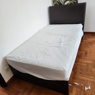 (Category: ) located in . Submitted by wpmun1 (Listing ID 1333396667, Image 1). Description: .