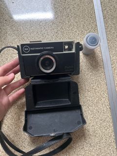 Kodak Instamatic 56X Film Camera Shutter Okay But FILM AS IS (Free Konica Film AS IS, doesn’t fit this camera)