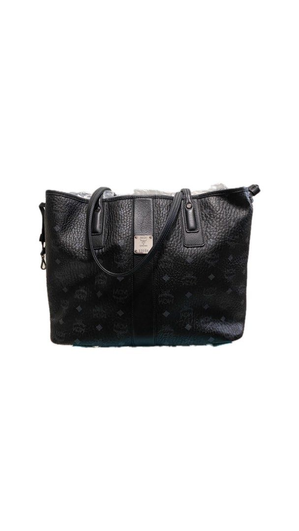 MCM REVERSIBLE LIZ SHOPPER in Black Luxury Bags Wallets on Carousell