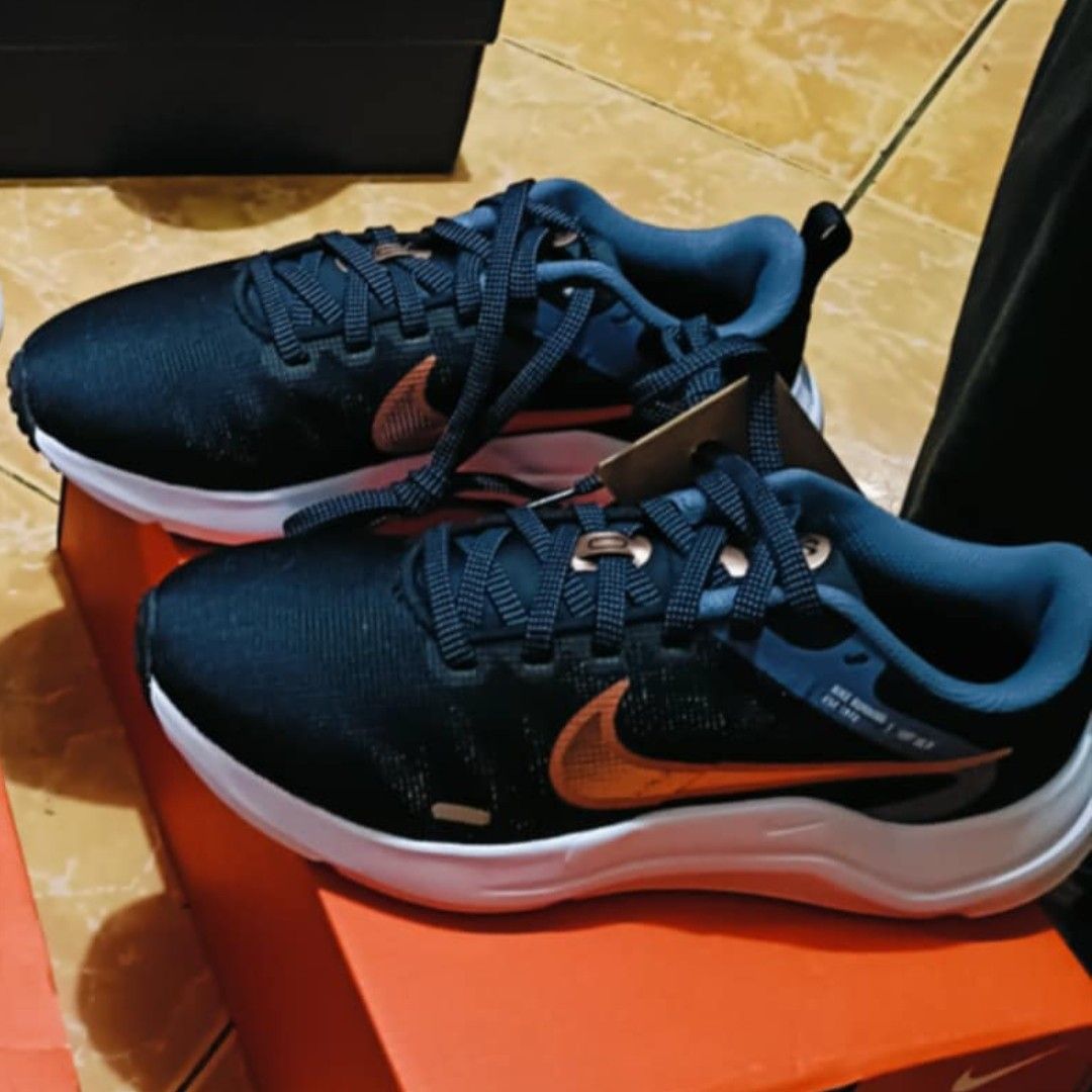Nike acienda hotsell
