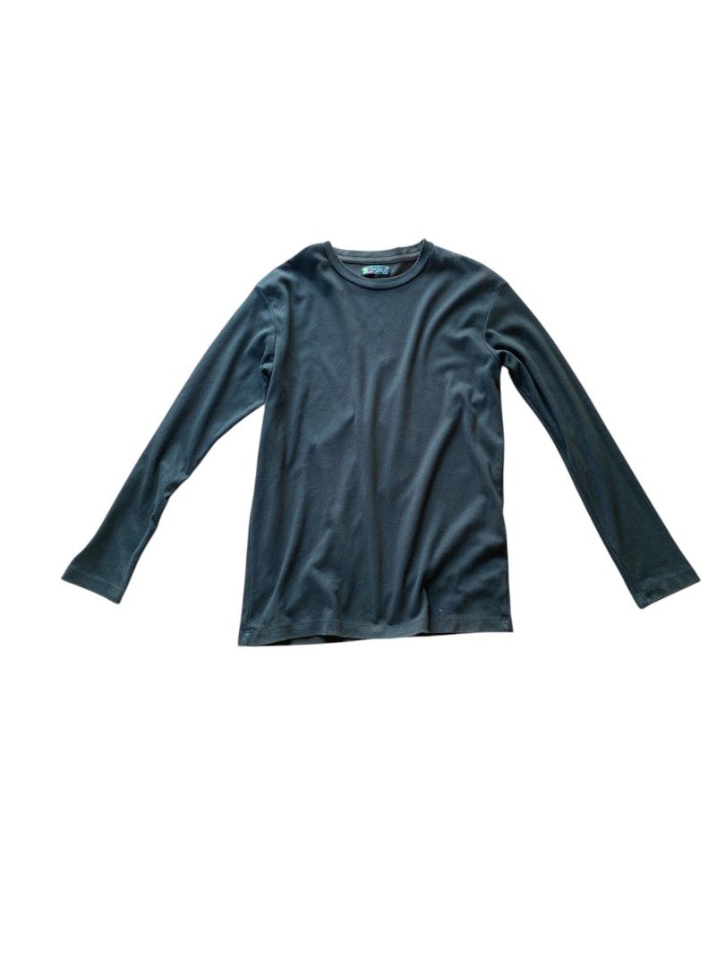 Original Bench Dark Green Cotton Long Sleeves (Category: Tshirts & Polo Shirts ) located in Cavite. Submitted by dzoneph (Listing ID 1333336309, Image 1). Description: Size: Medium Mode of payment: Gcash.