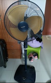(Category: ) located in . Submitted by pinky7800 (Listing ID 1333402655, Image 1). Description: .