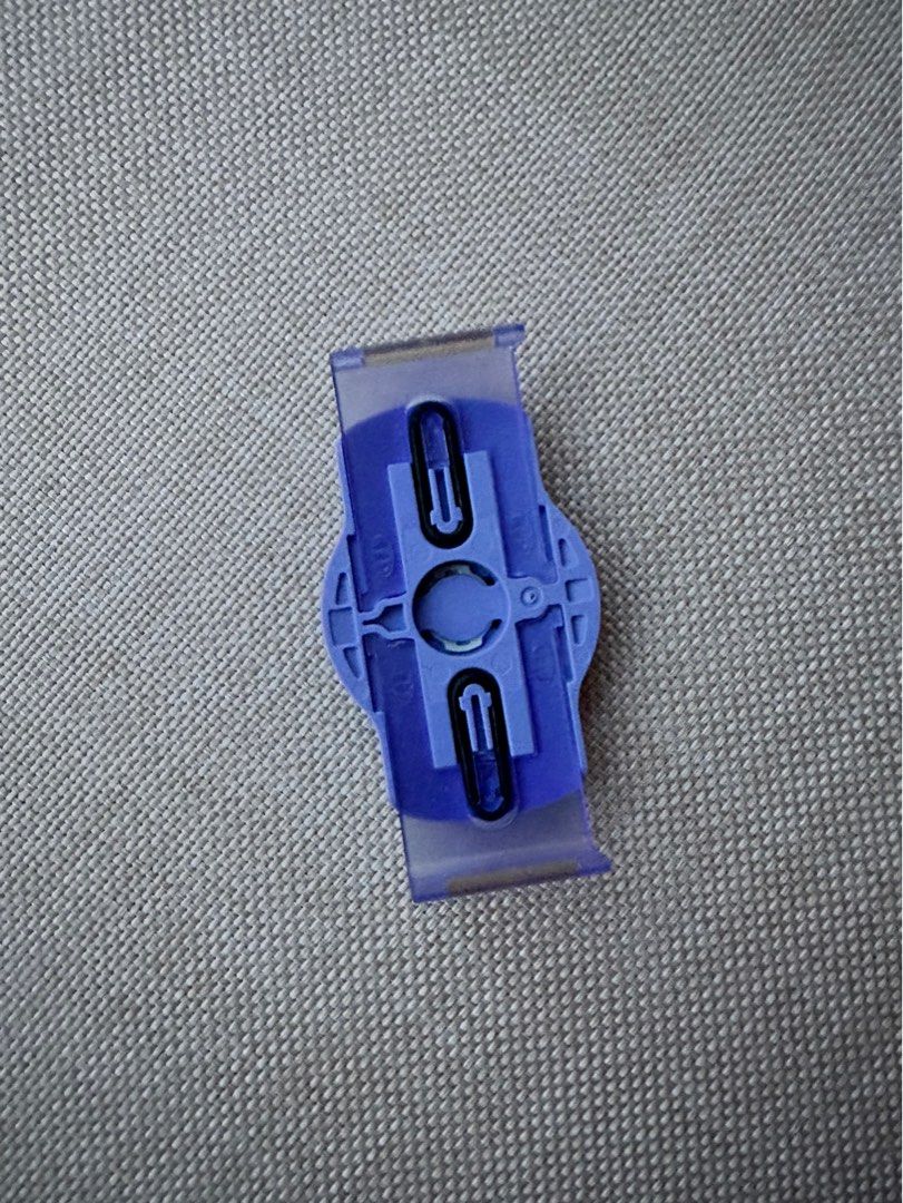 PopSockets Slide Stretch PopGrip Phone Holder (Category: Mounts & Holders) located in Las Pinas. Submitted by seektoshop (Listing ID 1333262783, Image 3). Description: The Premium Phone Grip and Best Phone Holder PopSockets created this phone grip so it does not stick on the back of your phone, it simply expands with premium materials to provide a secure grip. Removable top to wirelessly charge phone Secure grip so you can text with one hand Repo