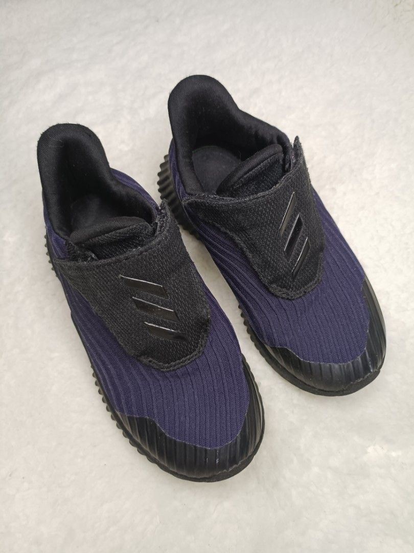 Sepatu anak sepatu adidas