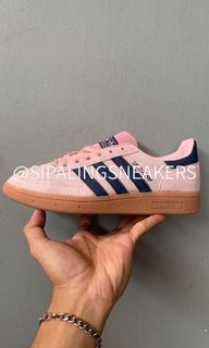 (Kategori: ) berada di . Dikirim oleh sipalingsneakerss (ID iklan 1333356018, Gambar 1). Deskripsi: .
