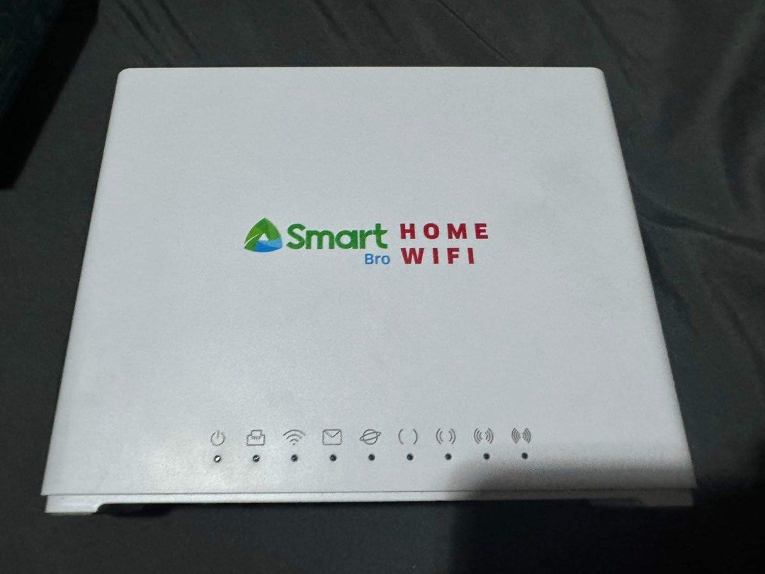 SMART Prepaid Wifi (Device Only) (Category: Other Accessories) located in Taguig. Submitted by maanps (Listing ID 1333422158, Image 2). Description: SMART Prepaid Wifi Like new Use only 1 day since nakabitan agad ng fibr sa bahay. Location: San Mateo, Rizal.