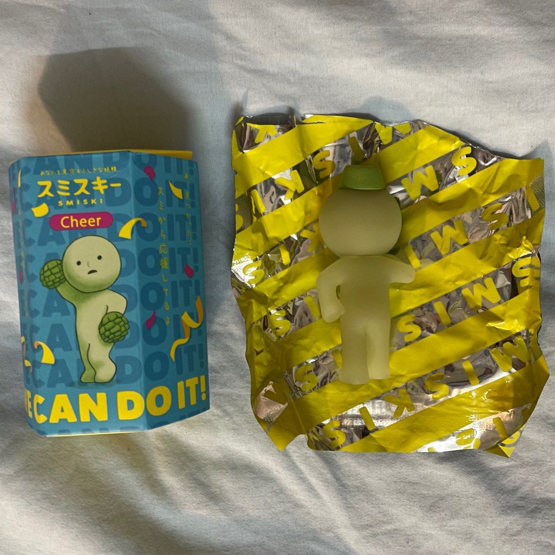 Authentic Smiski Cheer Series - Smiski Marching (Tags: Sonny Angels ...