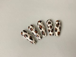 （分類：）位於 。 由 j0j0b0 提交（商品編號 1333388428，圖片 1）。簡介： 。