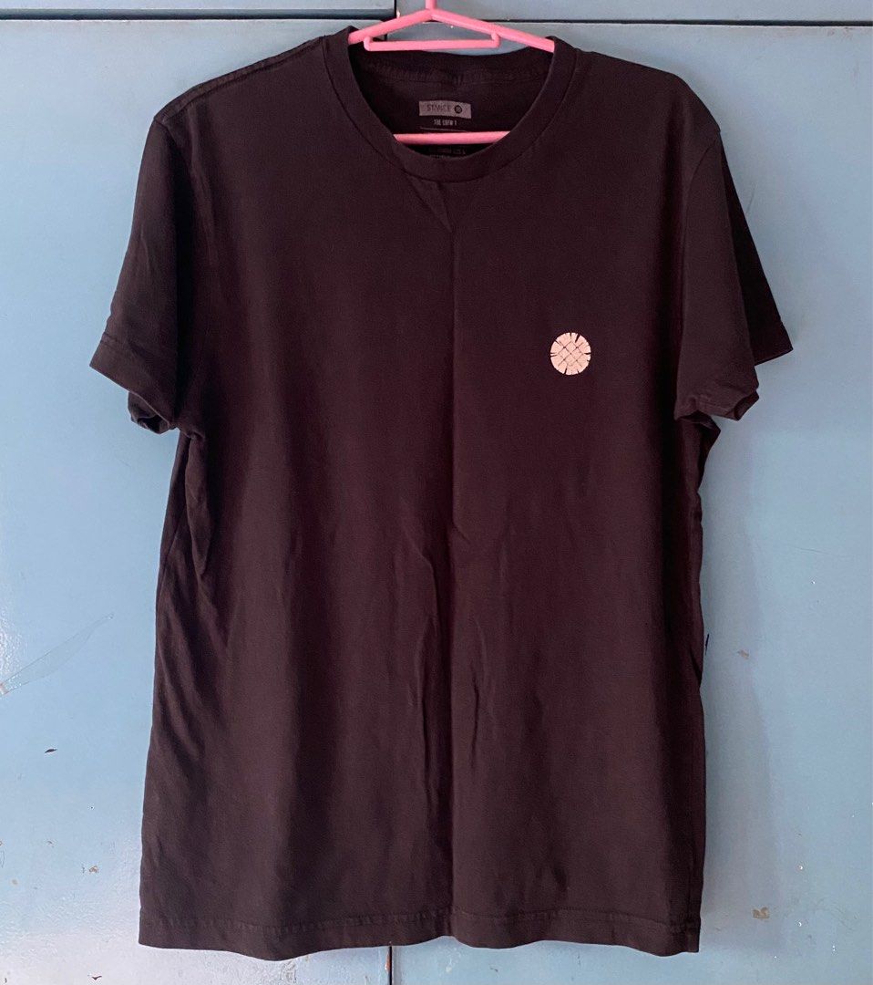 STANCE Black crew neck T shirt (Category: Tshirts & Polo Shirts ) located in Quezon City. Submitted by elmiras_closet (Listing ID 1333374395, Image 1). Description: from US Balikbayan box hood condition Original Stance.