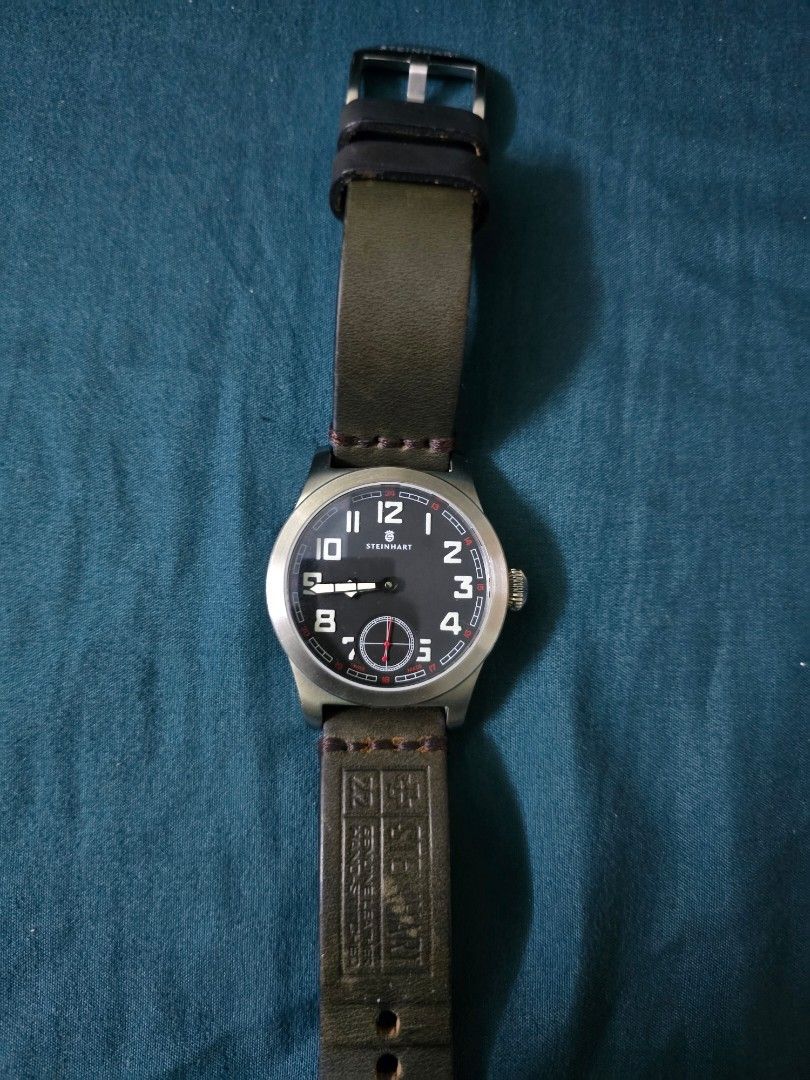 Steinhart Military 42 Handwind