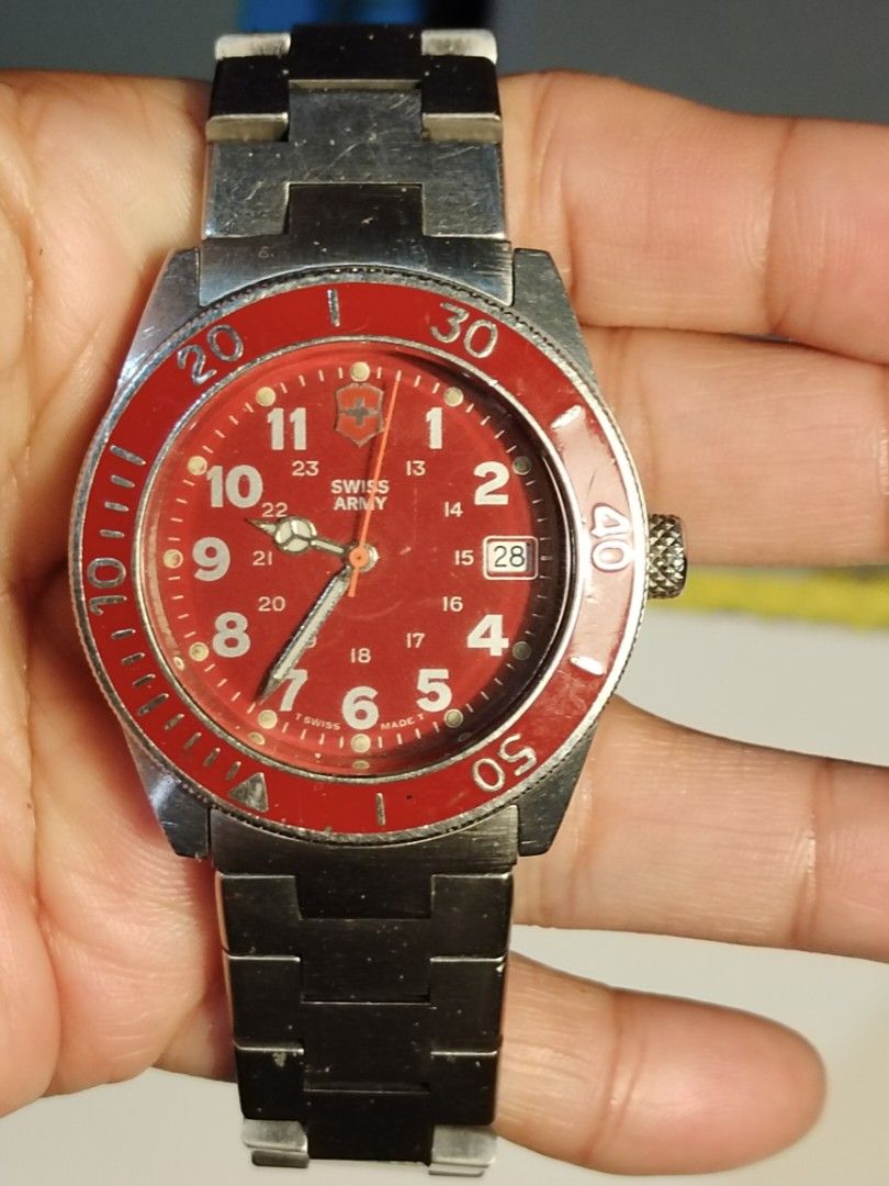 Swiss Army Red Lancer 100 Men s Fashion Watches Accessories Watches on Carousell