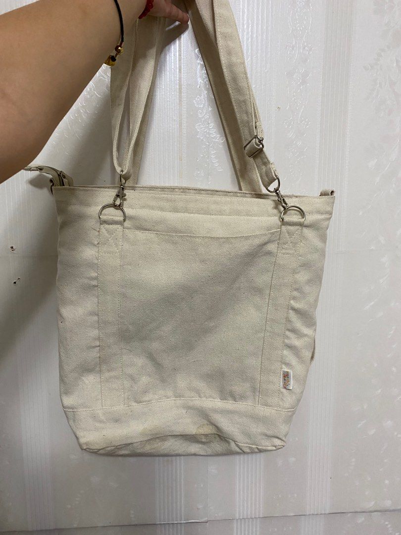 Totepack 2 way bag backpack (Category: Tote Bags) located in Makati City. Submitted by aethical (Listing ID 1333438205, Image 3). Description: .