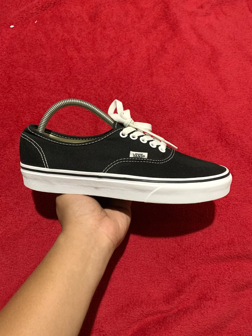 Vans authentic bnw hot sale