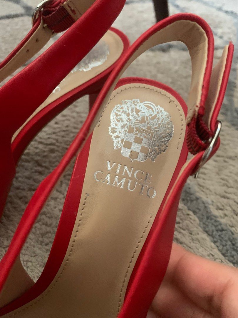 VINCE CAMUTO red open back leather stilleto in size 6