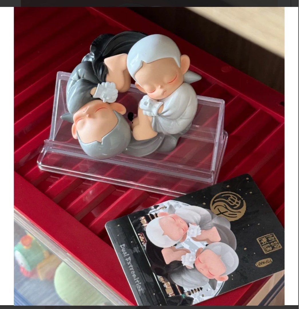 Zsiga Matchless Pop Mart 14th Anniversary Series Dual Extremities, Hobbies  & Toys, Toys & Games on Carousell