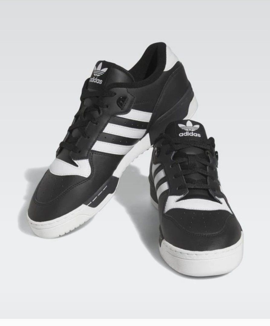 adidas originals rivalry low trainer in white