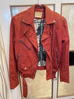 由 clothes.sell (刊登 ID 1328838919，圖片 1) 提交，位於 的 (類別：)，說明：。