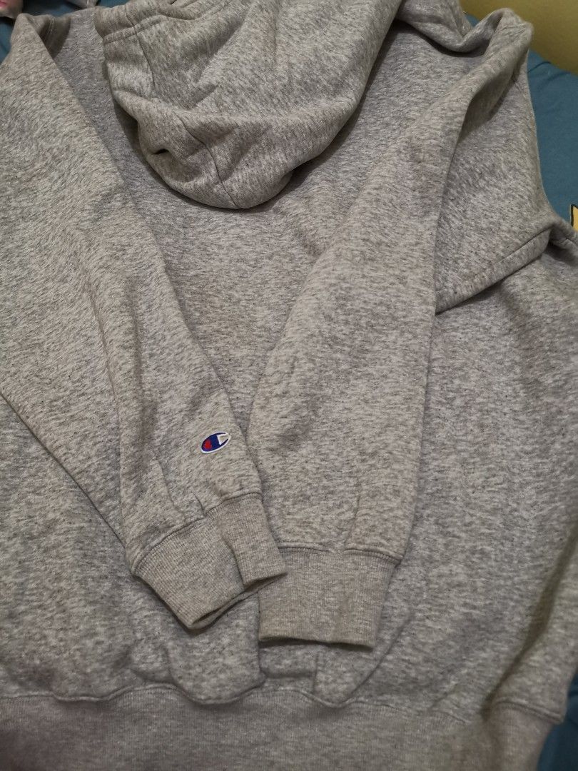 Ava Nirui x Champion