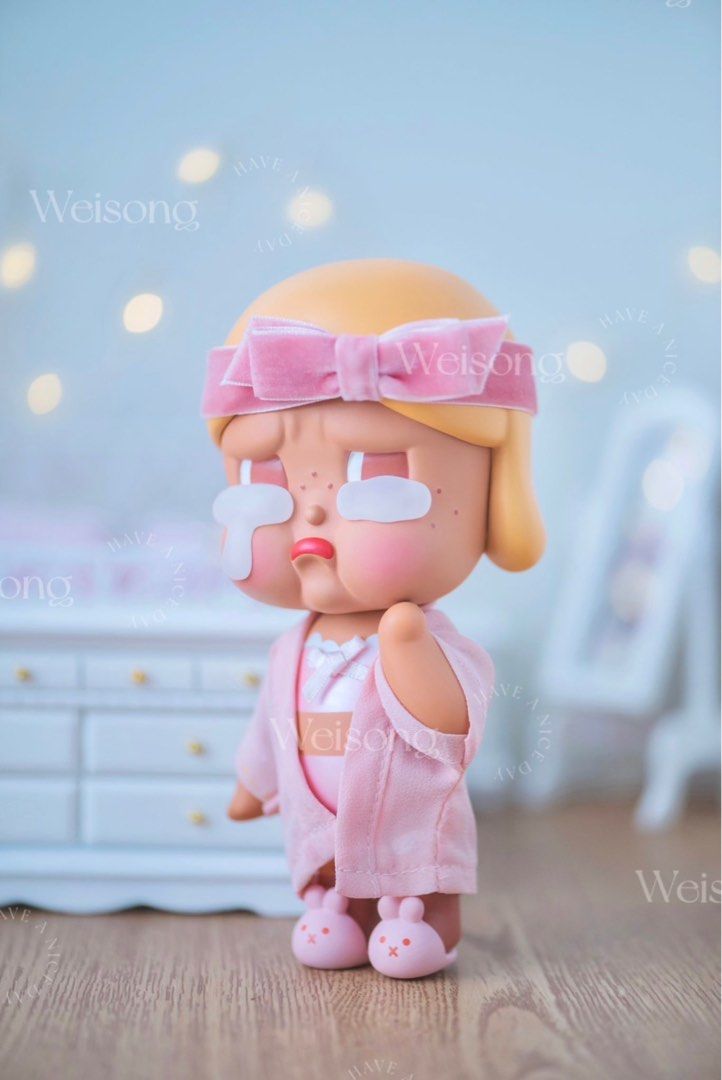 激レア‼️FINDING_UNICORN Crybaby Pajama Party Molly's Factory x Finding Unicorn Crybaby Pajama Party - The